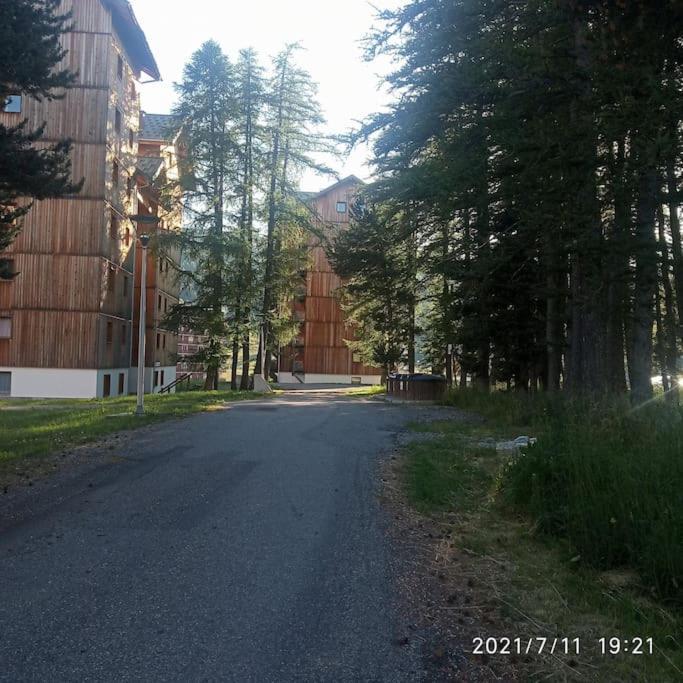 Jolie Vue De L'Heliantheme Apartment Le Devoluy Bagian luar foto